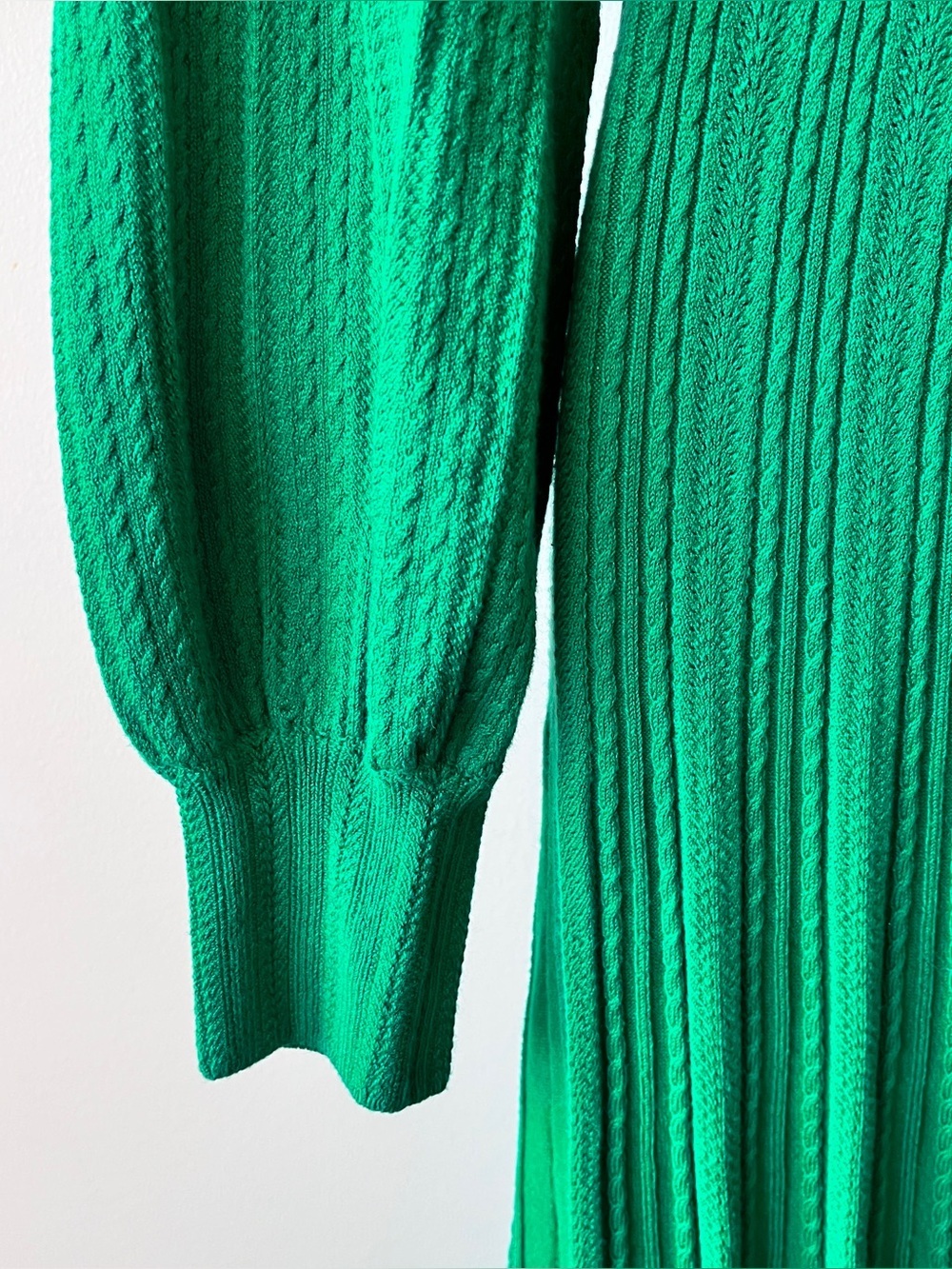 Boden Green V-Neck Twist Knit Midi Dress Size 10 - Picture 9 of 11